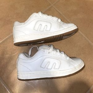 Vintage Calicut white gum Etnies